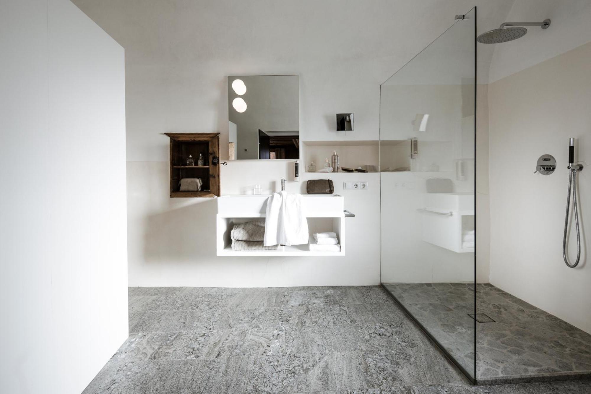 Hotel Weisses Kreuz Burgusio Chambre photo